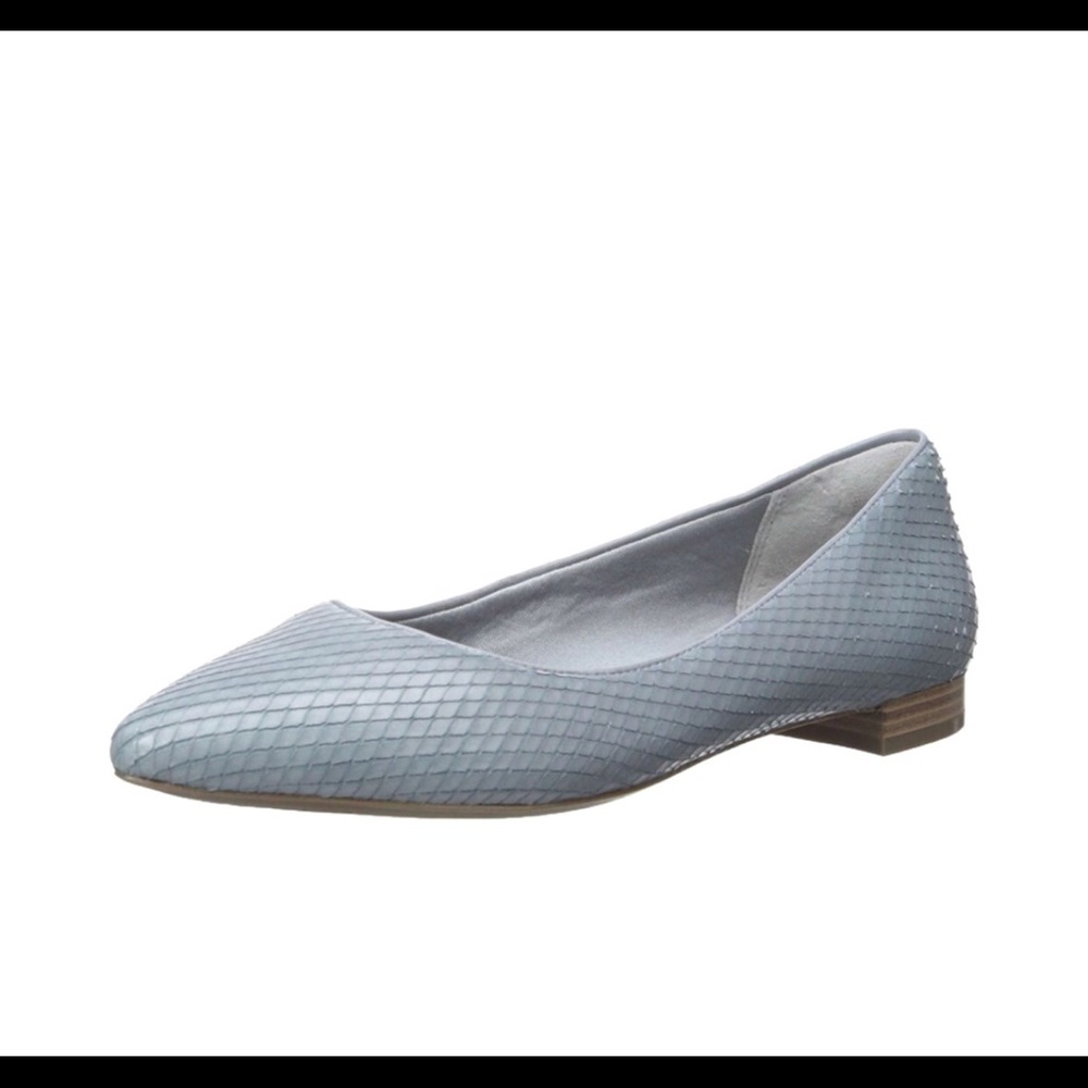 Rockport women’s total motion flats